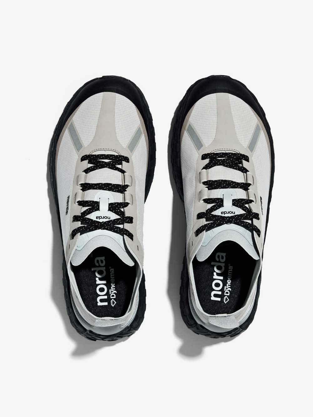 Sneakers "001 Core M"
