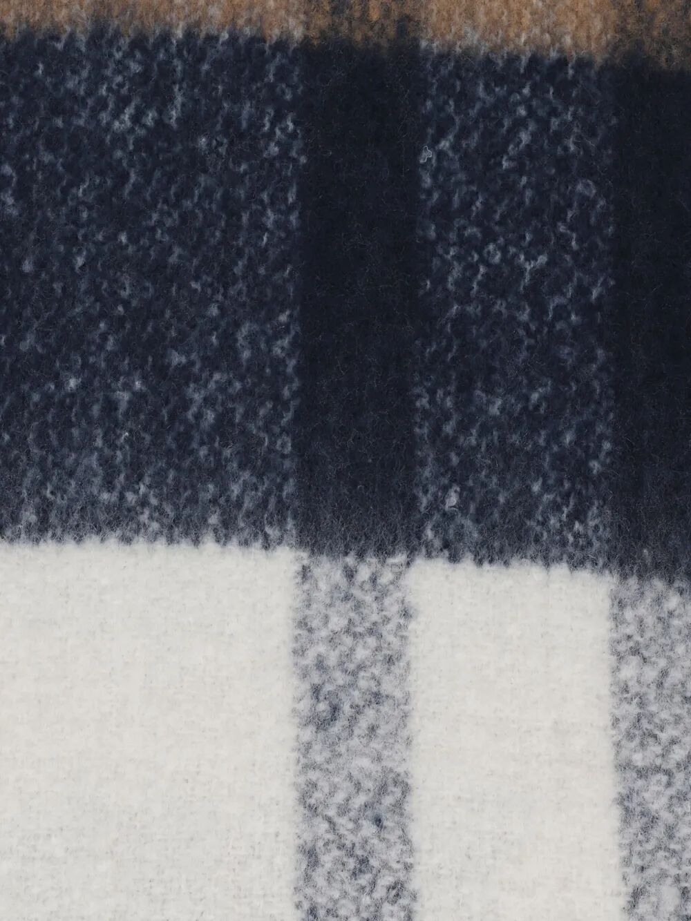 "Isla Tartan Boucle" Scarf