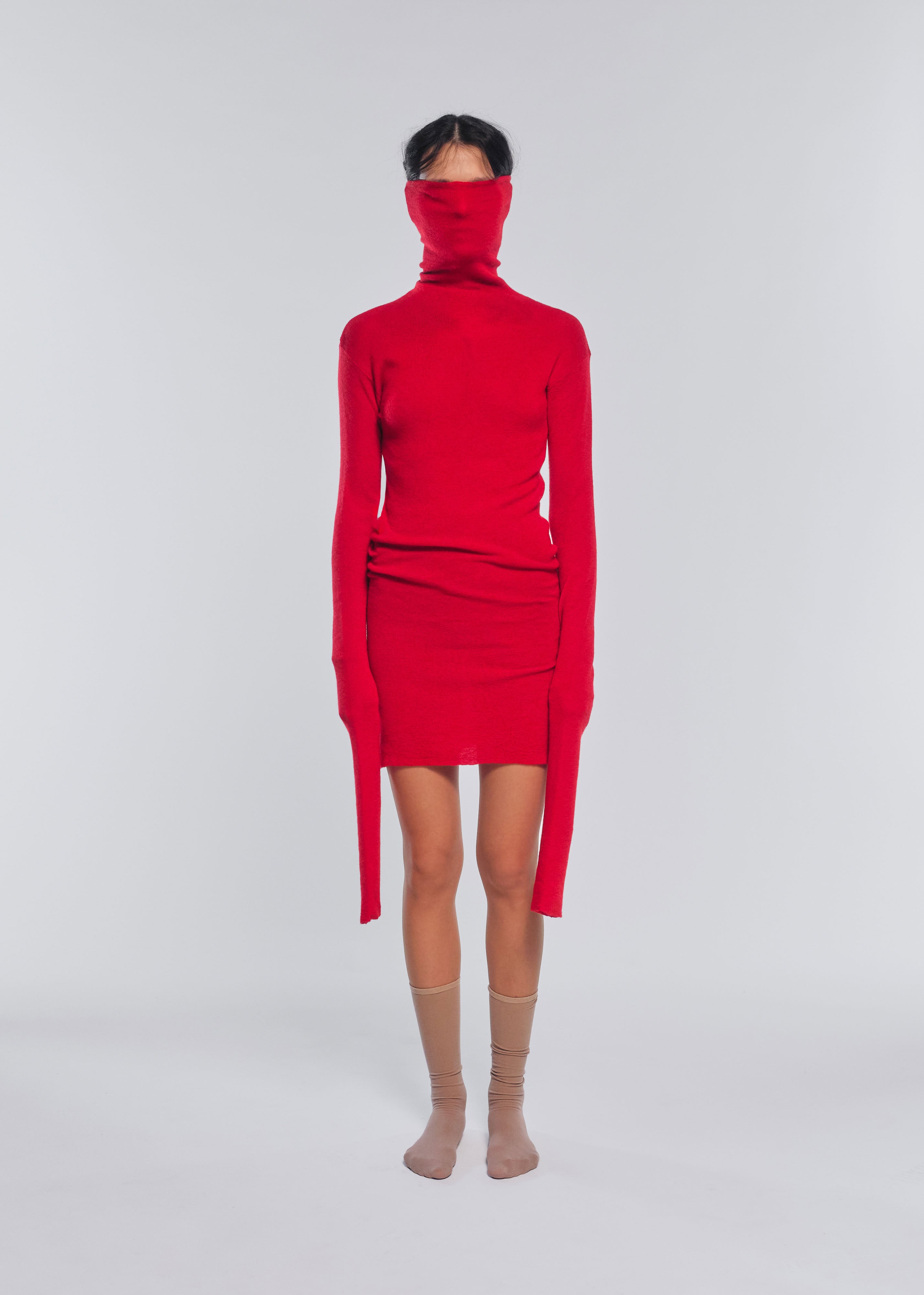 Vestito A Collo Alto "The Not So Sartre"