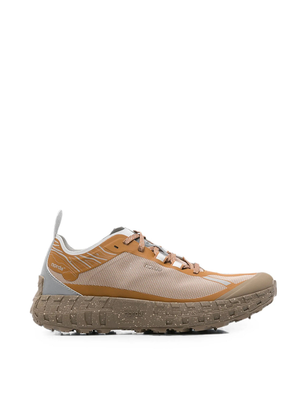 Sneakers "001 Core M"