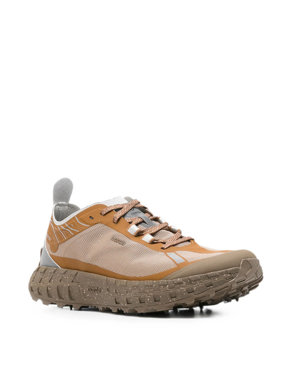 Sneakers "001 Core M"