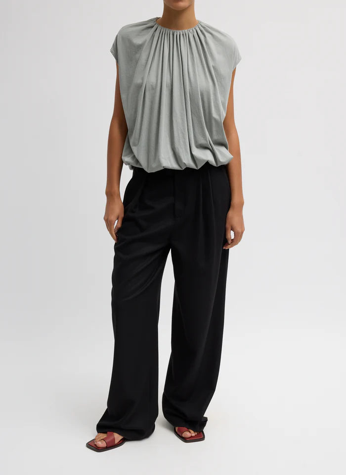 T-Shirt "Program Shirred Neck Circular Top"