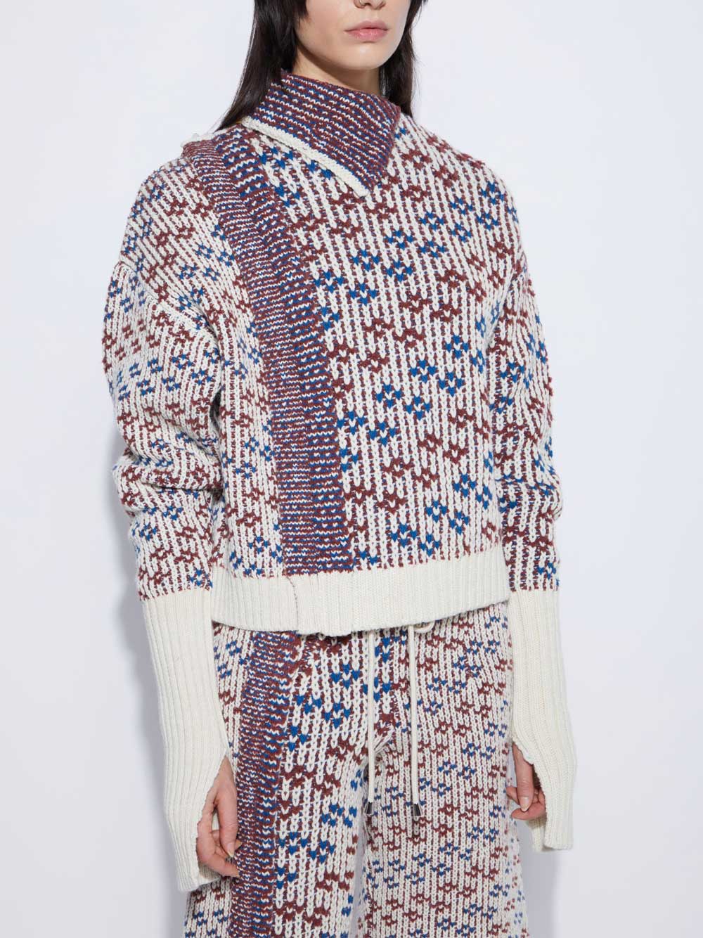 Jacquard sweater with geometric pattern