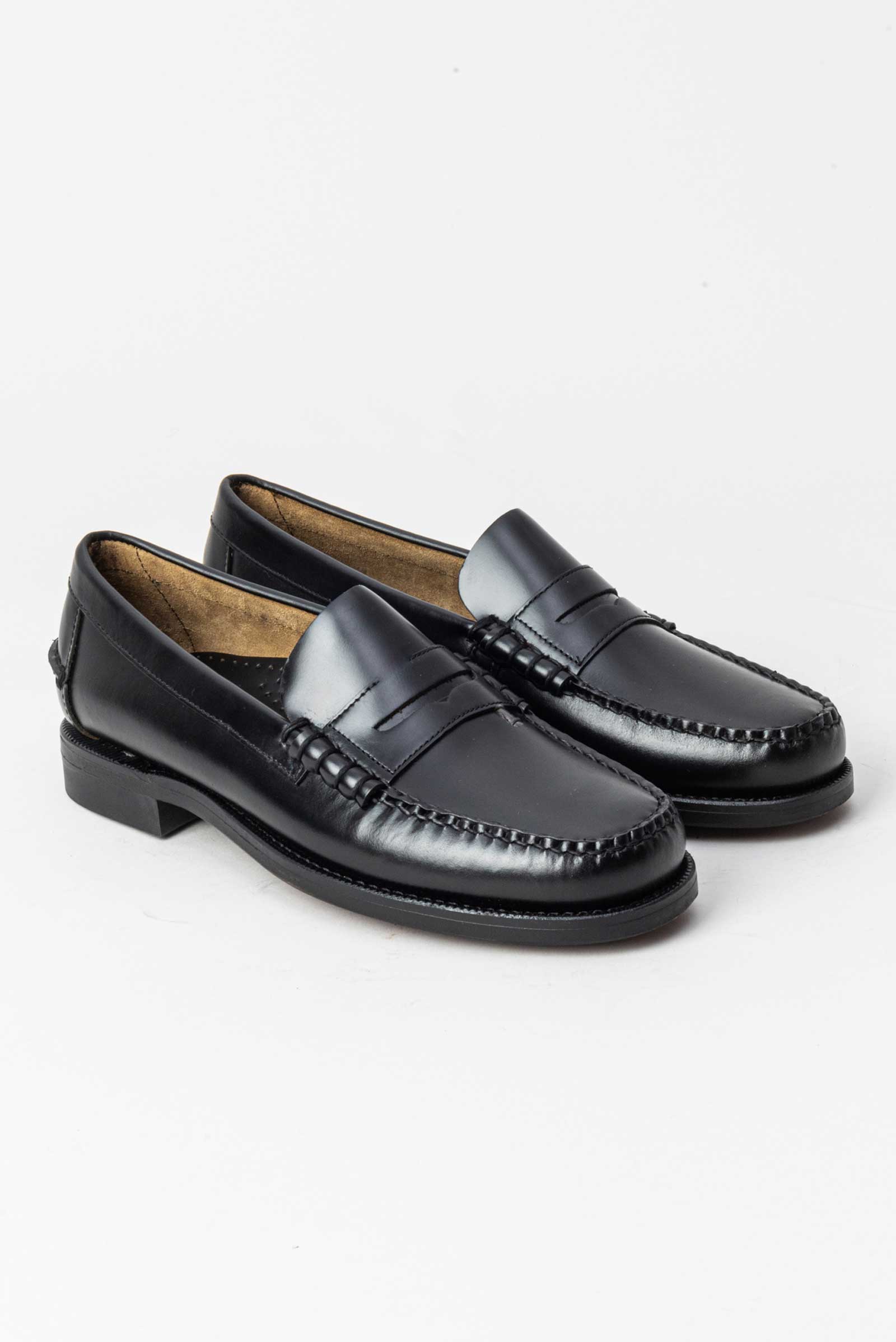 Dan M Classic Moccasin